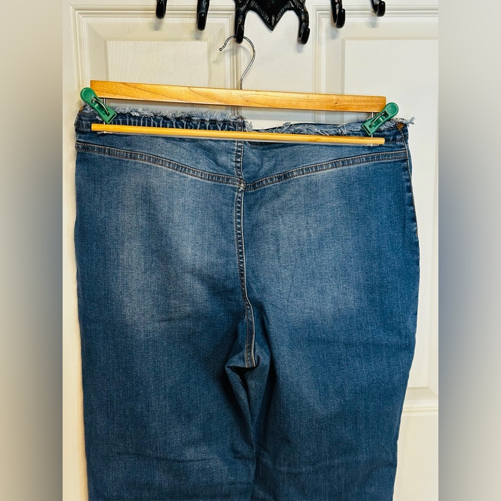 Wild Fable V front jeans size 16 - Picture 3 of 8